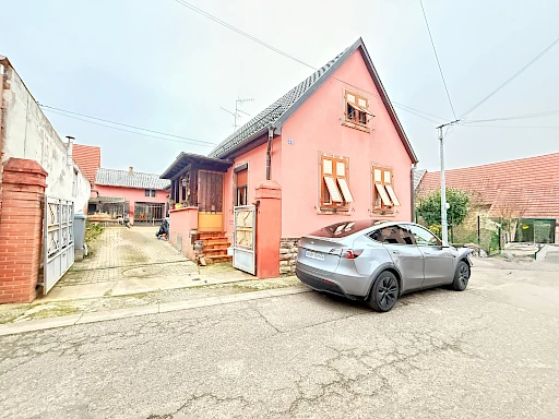 Maison 5 pièces 127 m2 habitables sur 6,42a constructibles