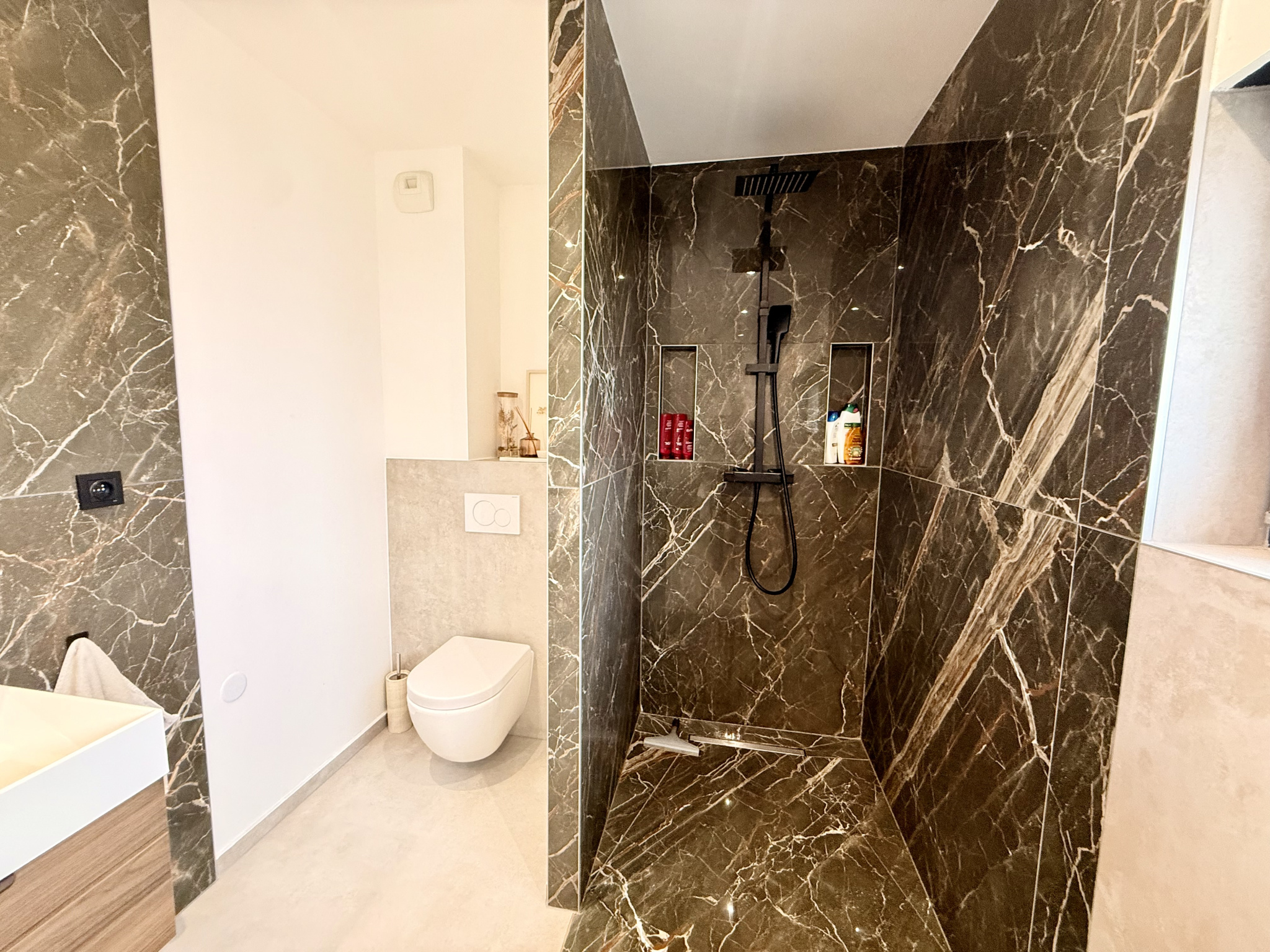 Magnifique villa contemporaine 7 pièces 13,8 ares