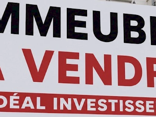 Immeuble 246m2 sur 5,82m2.