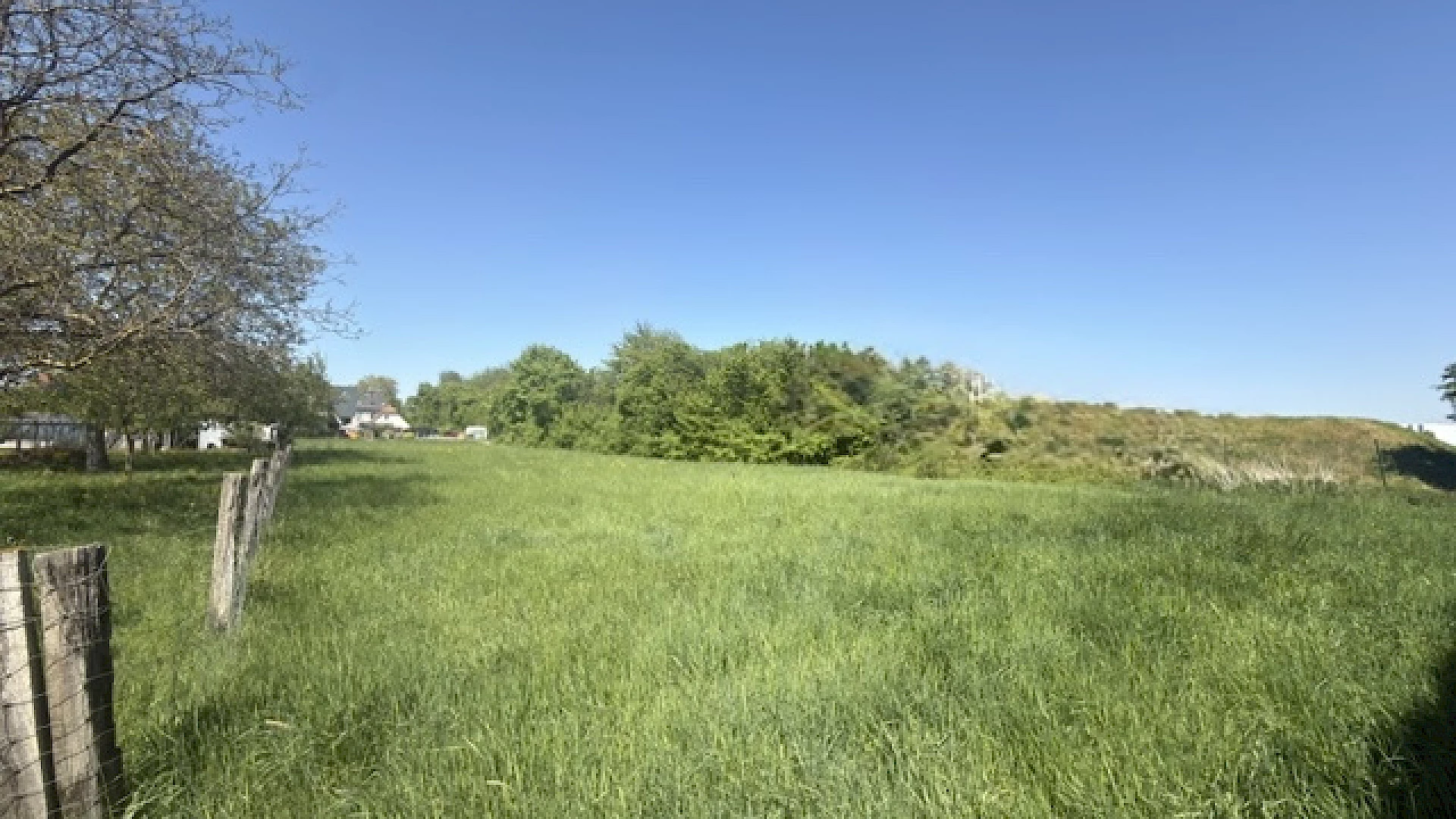Terrain constructible de 16,36 ares