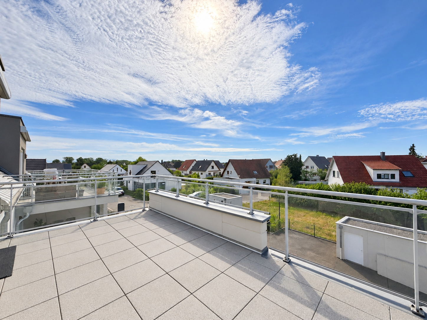 Appartement 3 pièces en attique   80,23 m2 habitables   96,57 m2 au sol