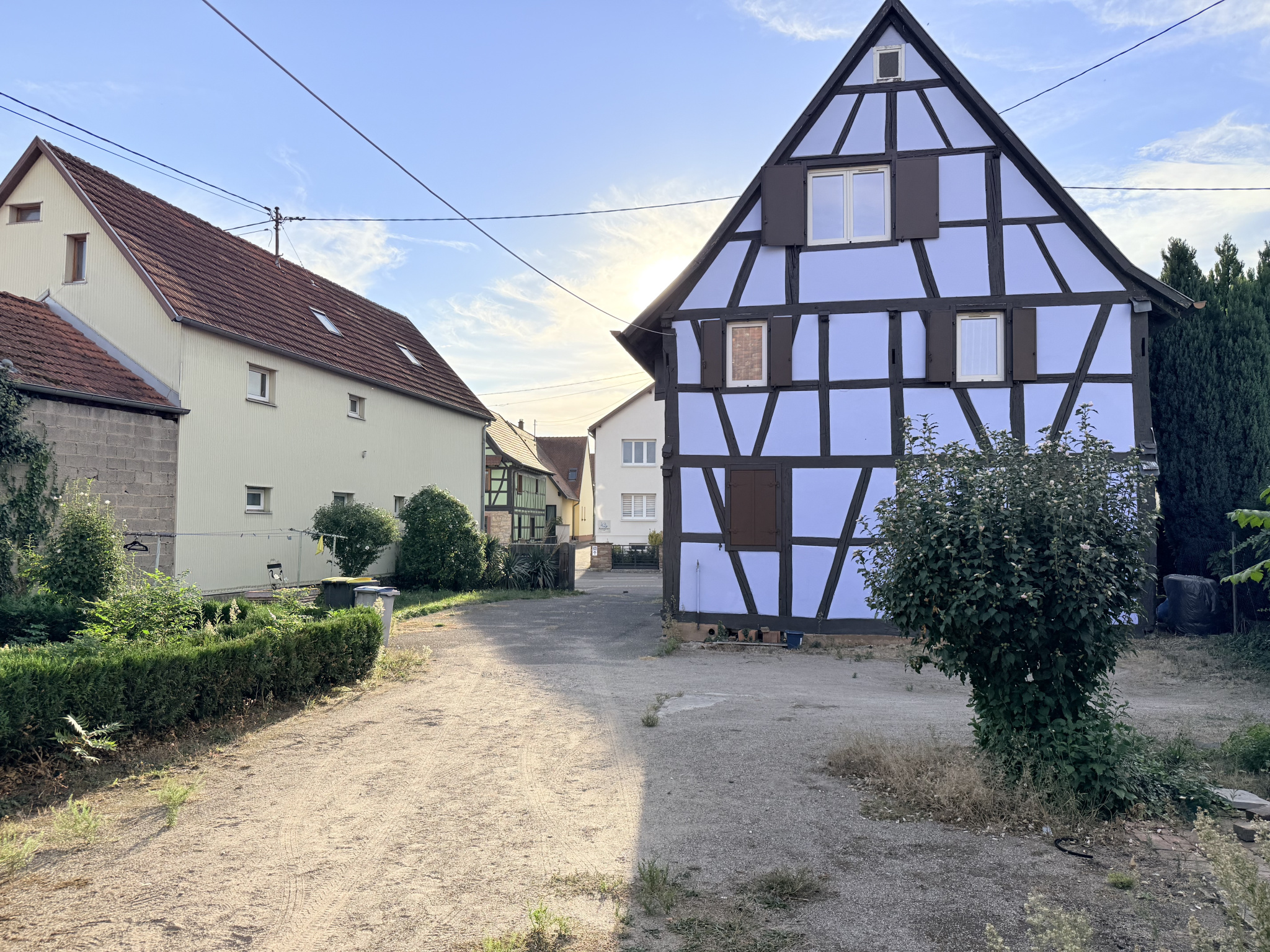Weyersheim , Immeuble de rapport avec 3 appartements 247 m2