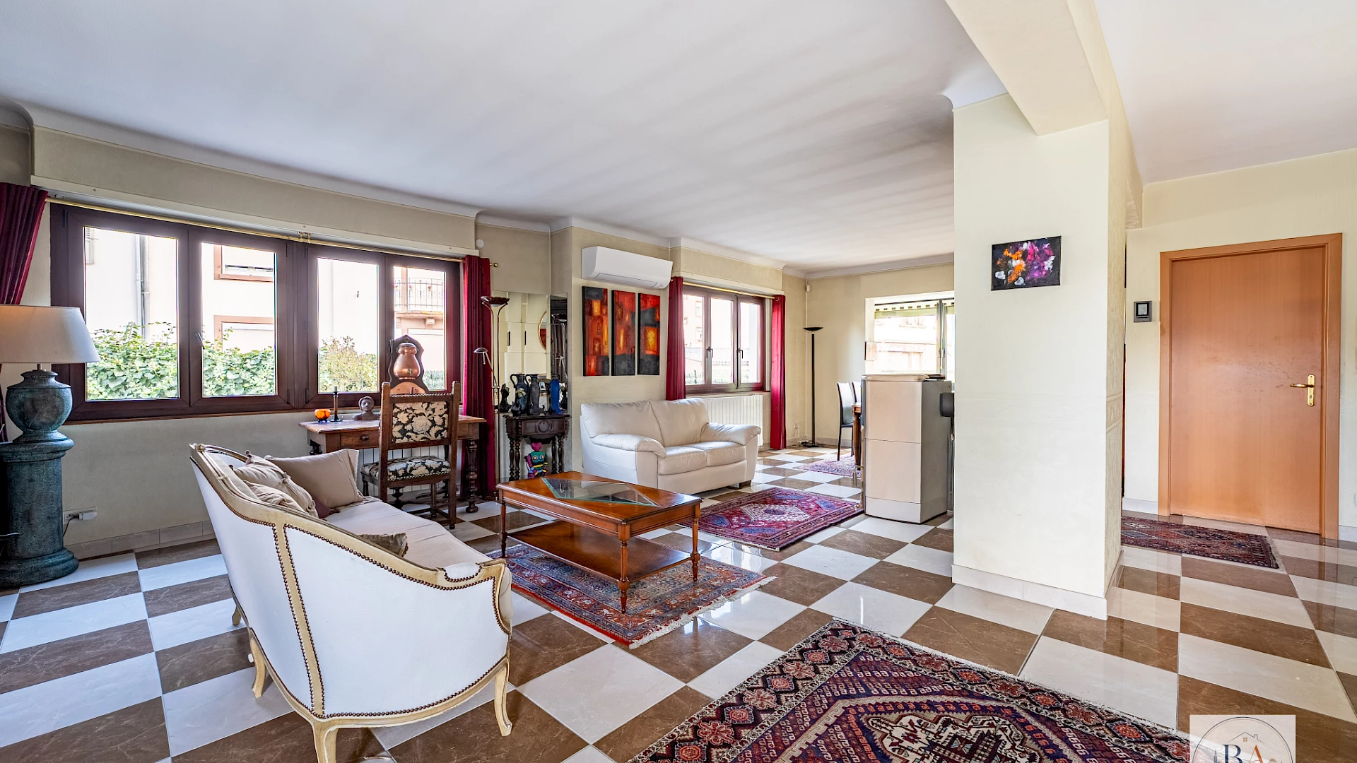 Maison de caractère 158M2 + Cour + Garage