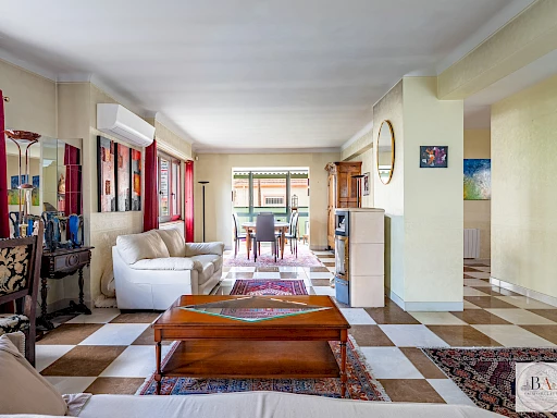 Maison de caractère 158M2 + Cour + Garage